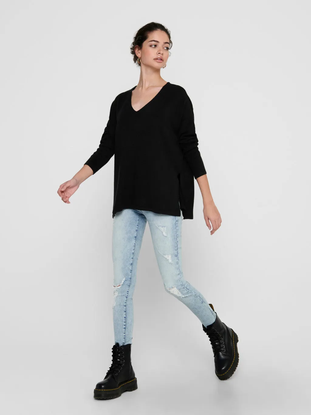 Amalia V-neck Sweater