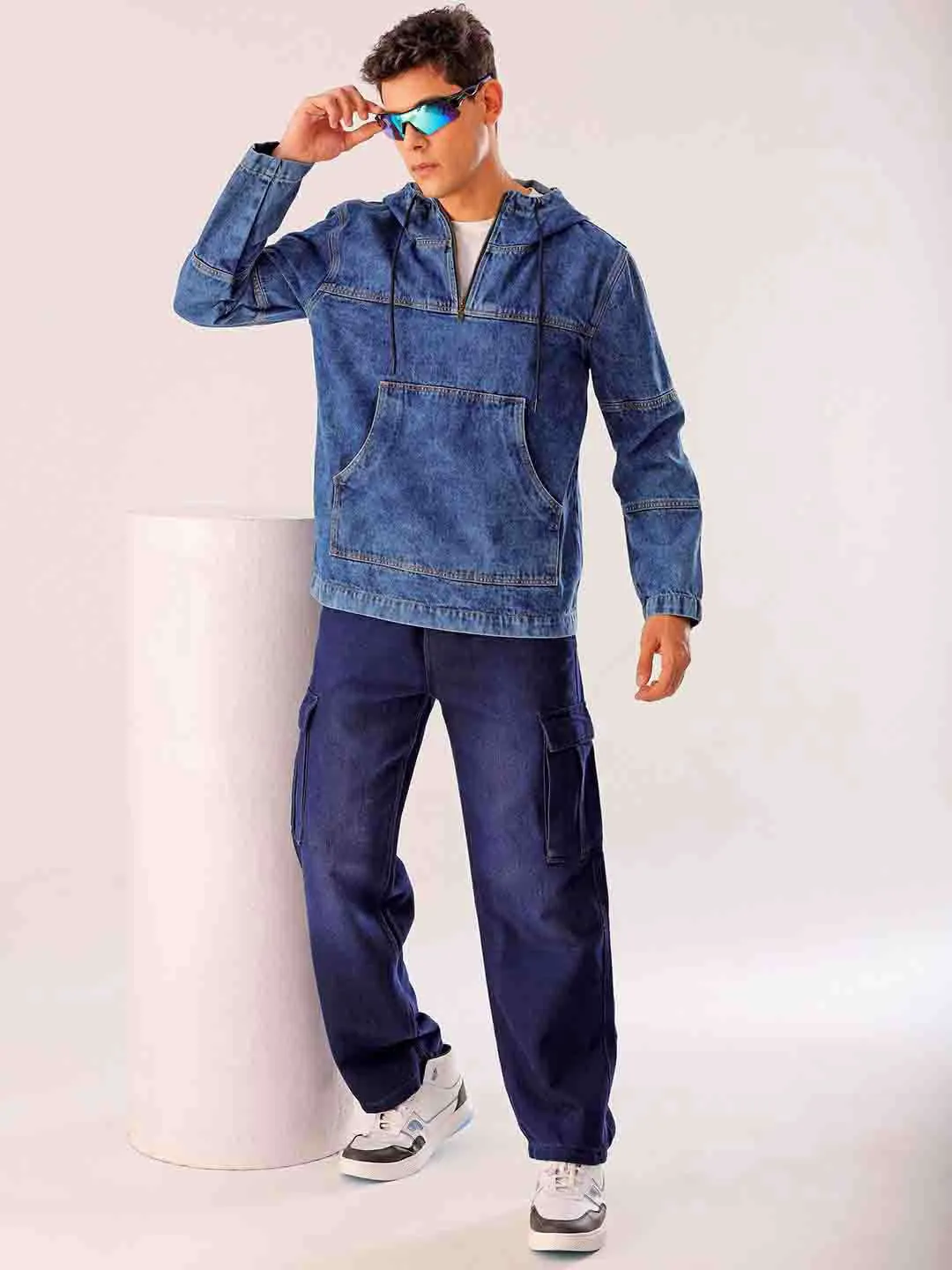 Men Blue Relaxed Fit Solid Hooded Denim Jacket