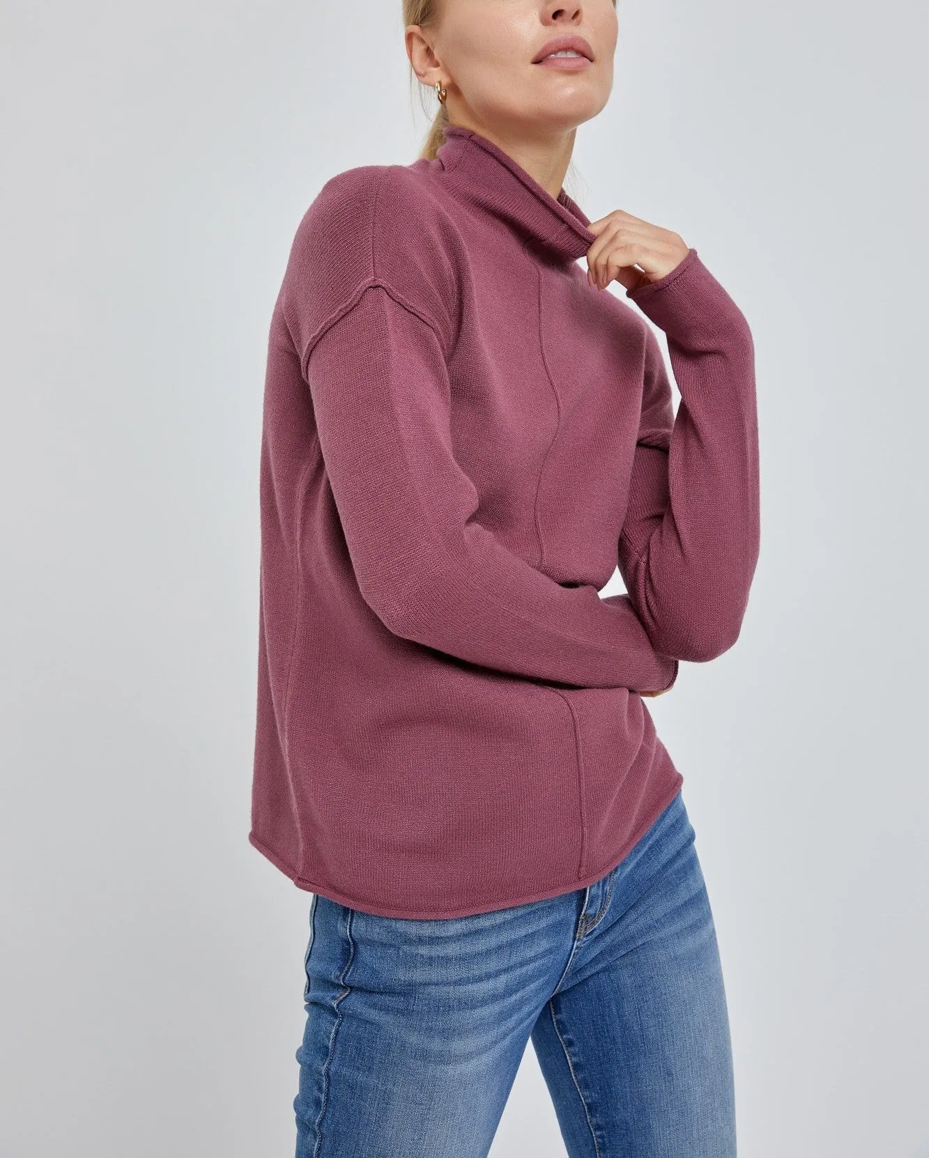 Moonbeam Line Detail Sweater